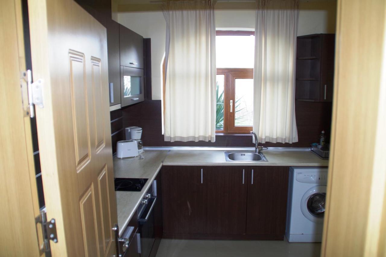 Azura Garden Apartments Τσερνομόρετς Εξωτερικό φωτογραφία