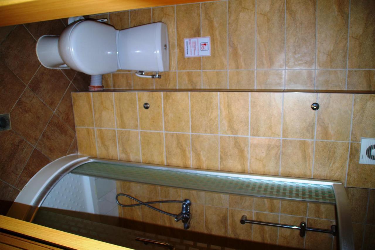 Azura Garden Apartments Τσερνομόρετς Εξωτερικό φωτογραφία